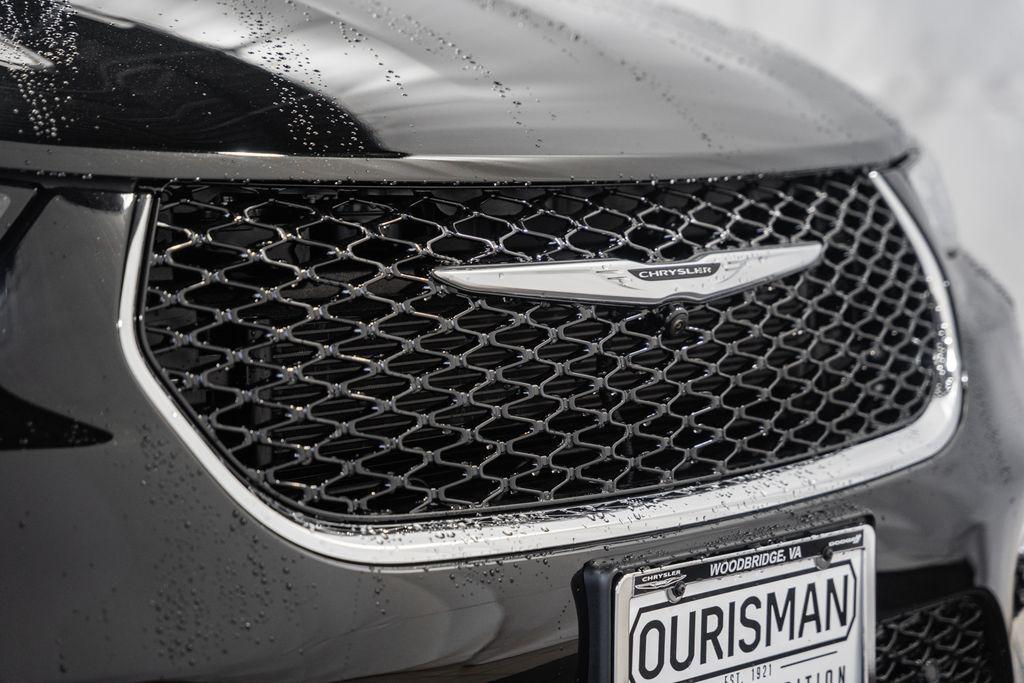 new 2026 Chrysler Pacifica car, priced at $44,392