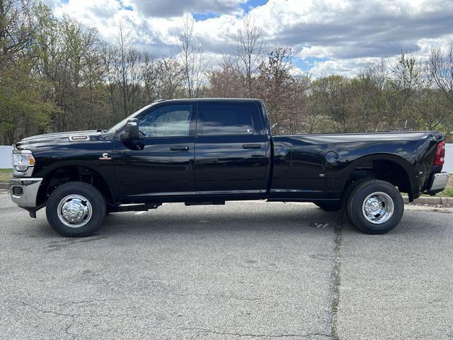 new 2024 Ram 3500 car, priced at $67,970