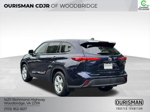 used 2023 Toyota Highlander car, priced at $33,500