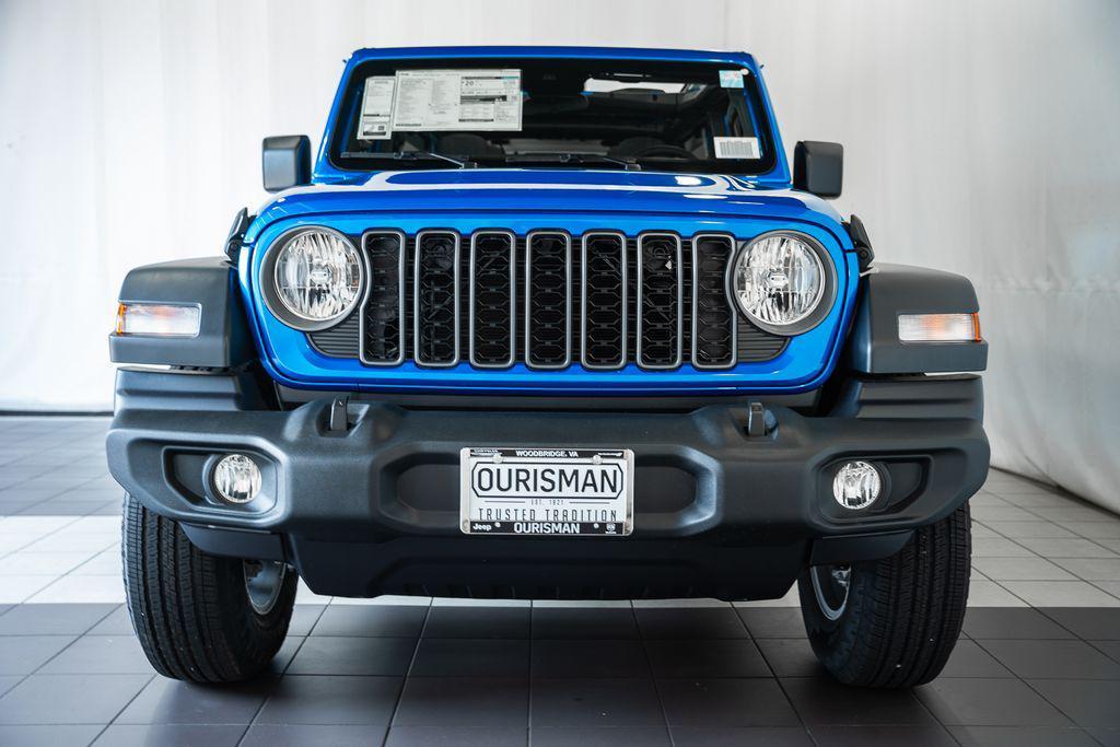 new 2025 Jeep Wrangler car, priced at $47,270