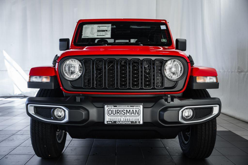 new 2025 Jeep Gladiator car, priced at $44,500