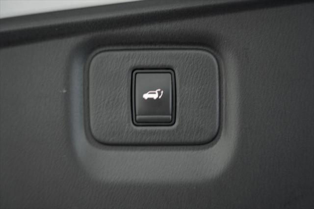 used 2020 Nissan Pathfinder car, priced at $20,000