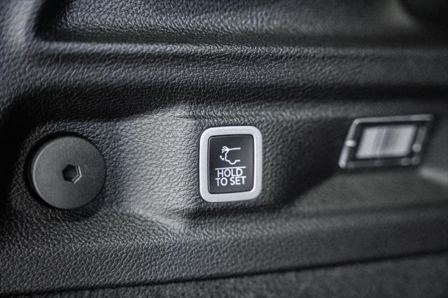 new 2025 Jeep Grand Cherokee L car, priced at $56,190