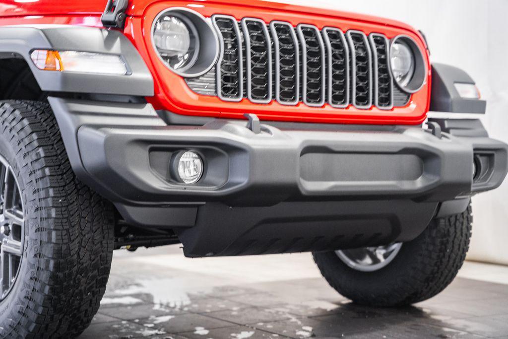 new 2025 Jeep Wrangler car, priced at $47,262