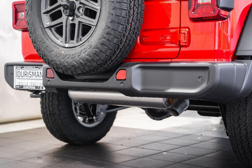 new 2025 Jeep Wrangler car, priced at $47,262