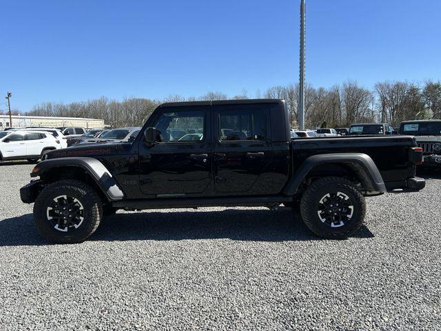 new 2024 Jeep Gladiator car, priced at $53,962