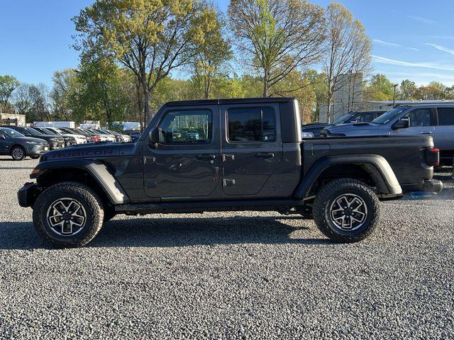 new 2024 Jeep Gladiator car, priced at $50,456