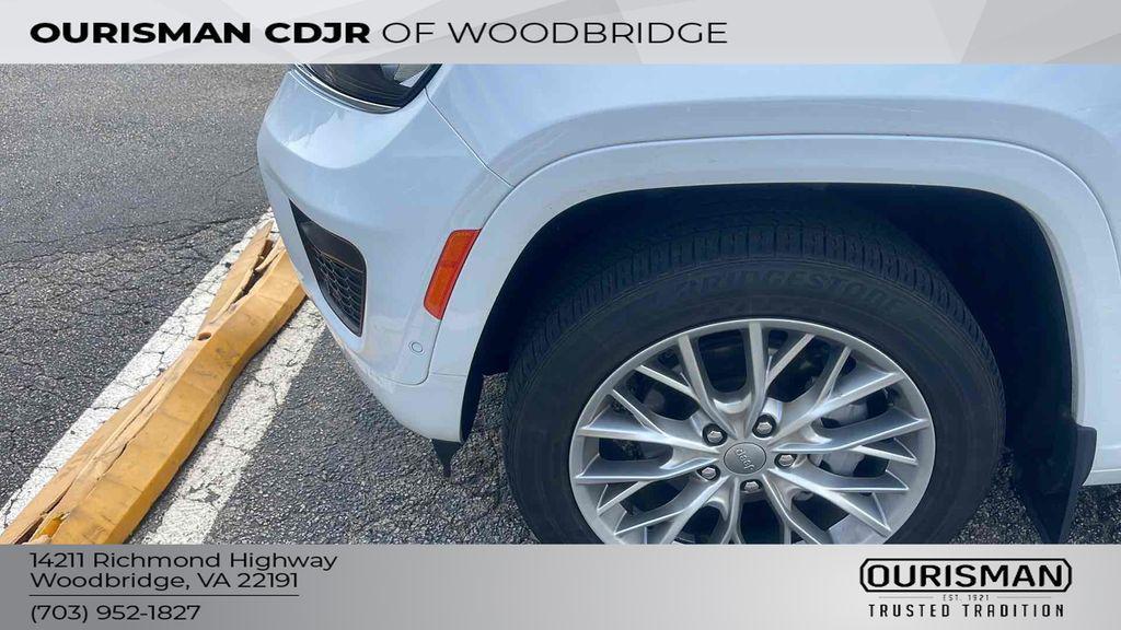 used 2024 Jeep Grand Cherokee car, priced at $44,500