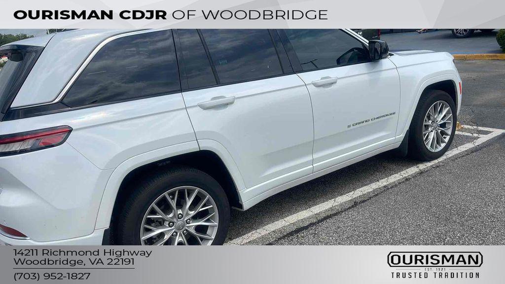 used 2024 Jeep Grand Cherokee car, priced at $44,500