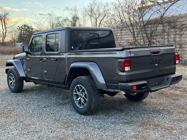 new 2024 Jeep Gladiator car, priced at $42,348