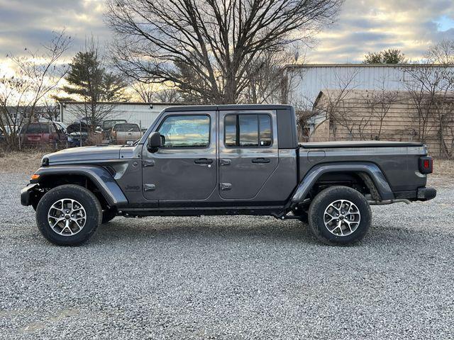 new 2024 Jeep Gladiator car, priced at $42,348