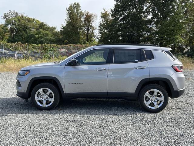 new 2024 Jeep Compass car, priced at $31,260