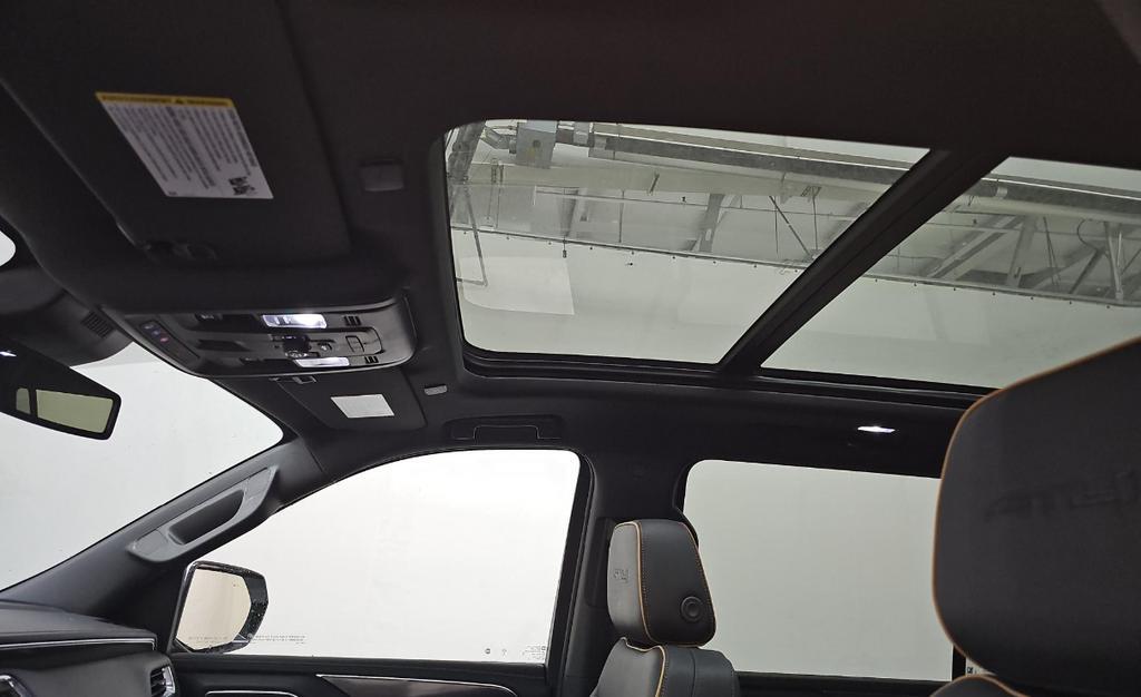 used 2024 GMC Yukon XL car, priced at $73,000