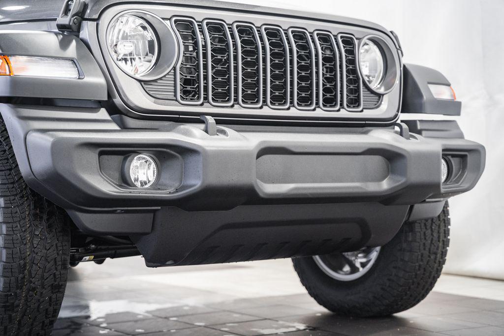 new 2025 Jeep Wrangler car, priced at $47,716