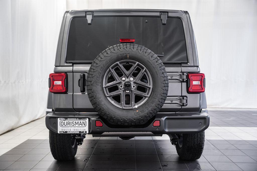new 2025 Jeep Wrangler car, priced at $47,716
