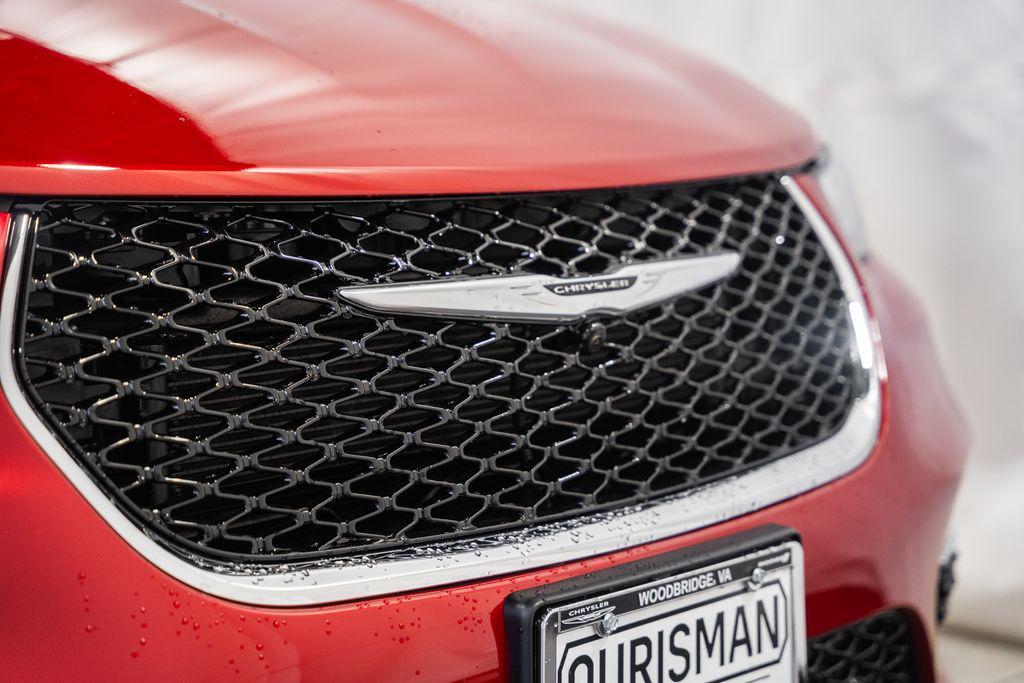 new 2026 Chrysler Pacifica car, priced at $44,838