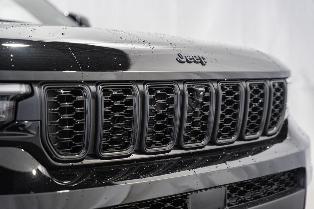 new 2025 Jeep Grand Cherokee L car, priced at $50,064