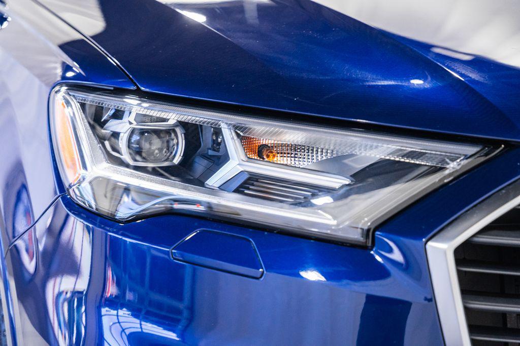 used 2023 Audi Q7 car, priced at $43,000