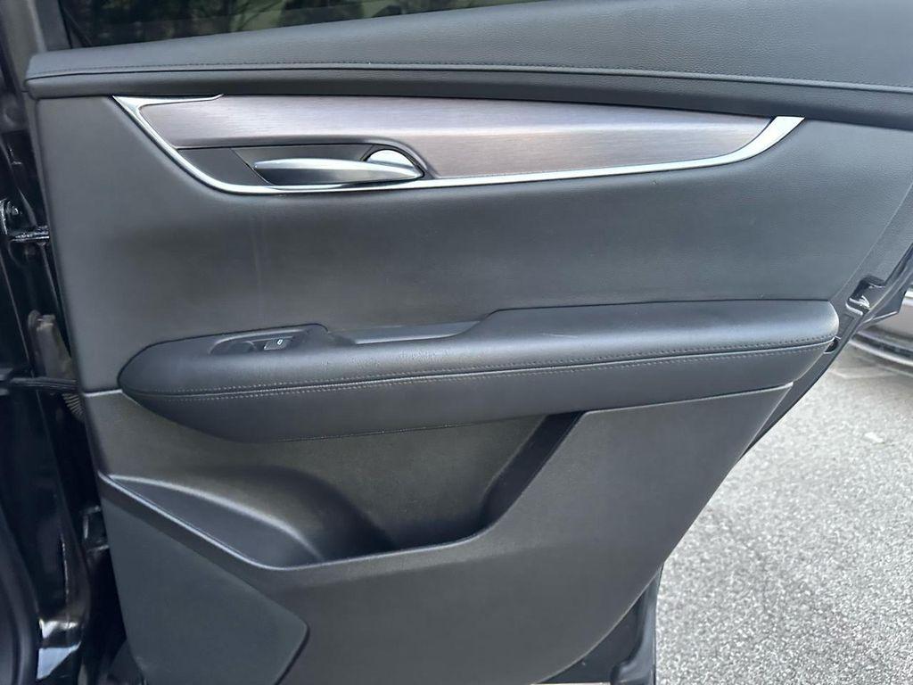 used 2019 Cadillac XT5 car, priced at $15,999