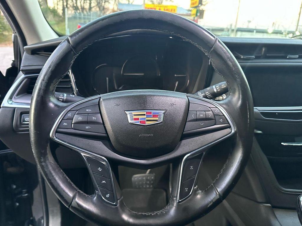 used 2019 Cadillac XT5 car, priced at $15,999