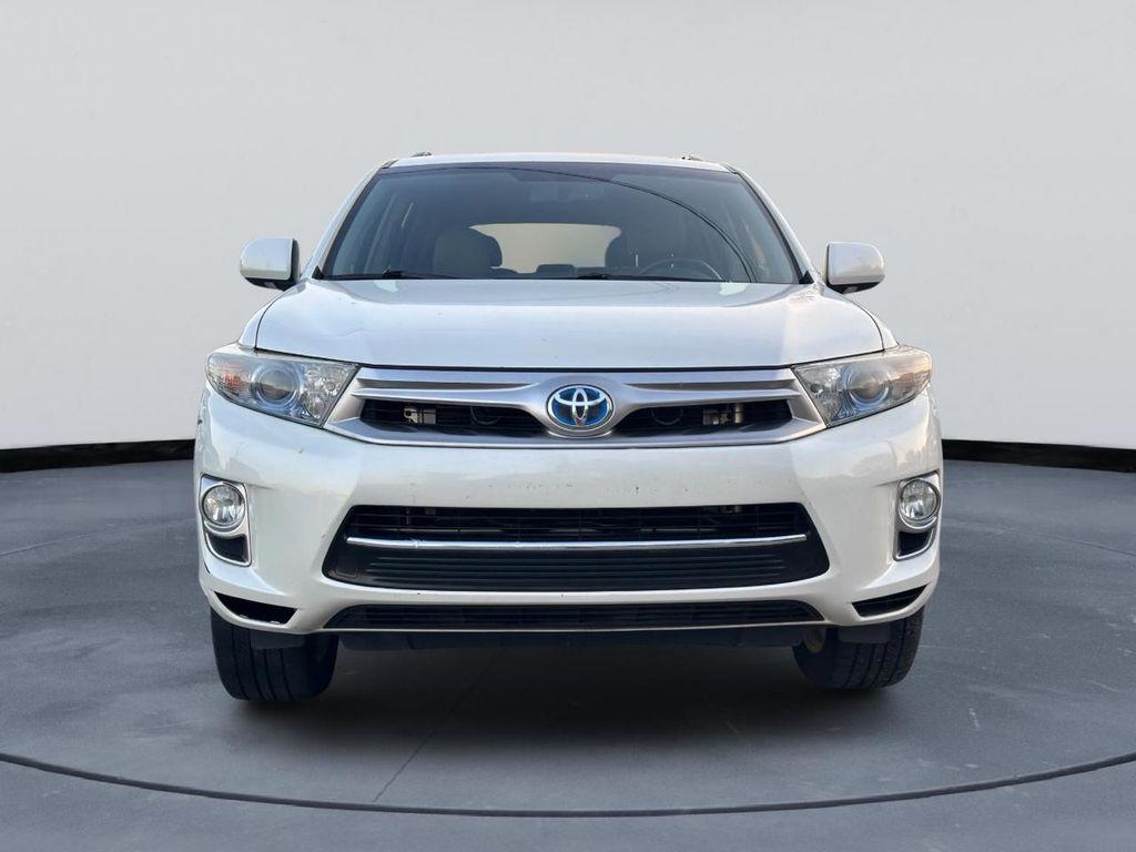 used 2013 Toyota Highlander Hybrid car, priced at $10,389
