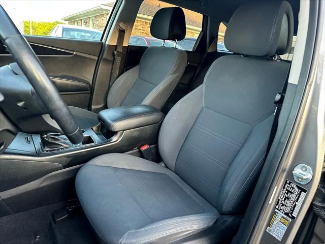 used 2016 Kia Sorento car, priced at $11,500