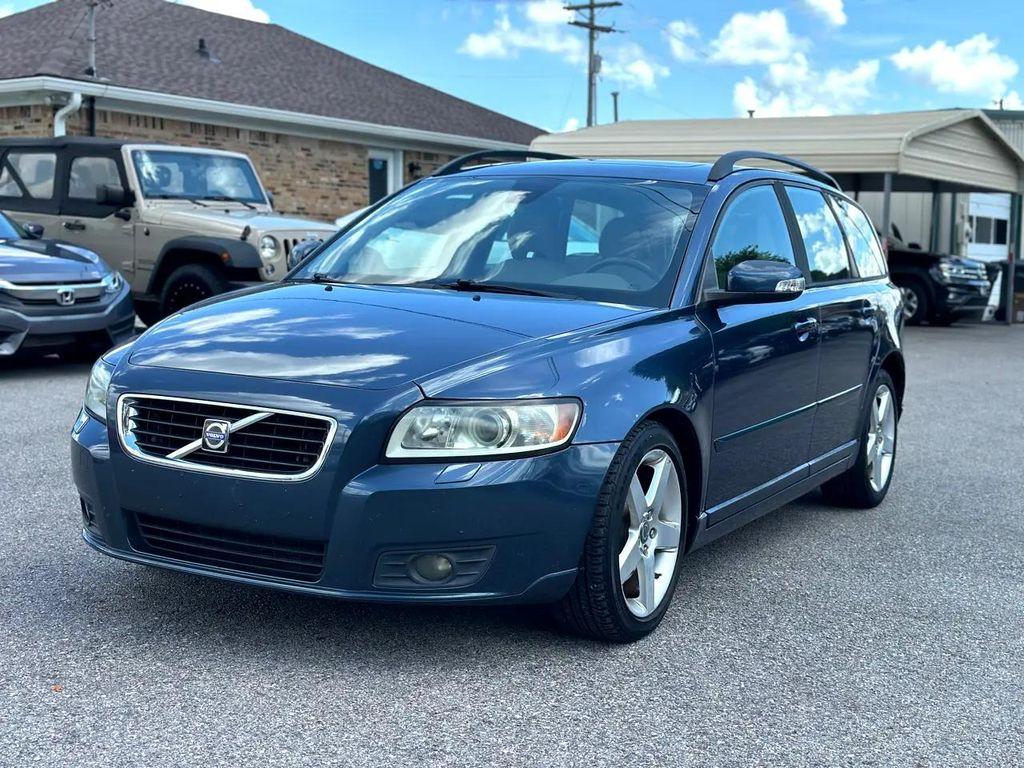 used 2008 Volvo V50 car, priced at $5,399
