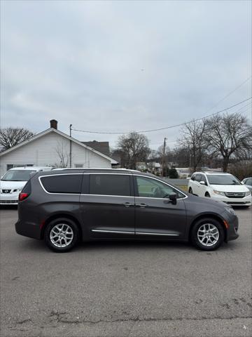 used 2020 Chrysler Pacifica car, priced at $13,987