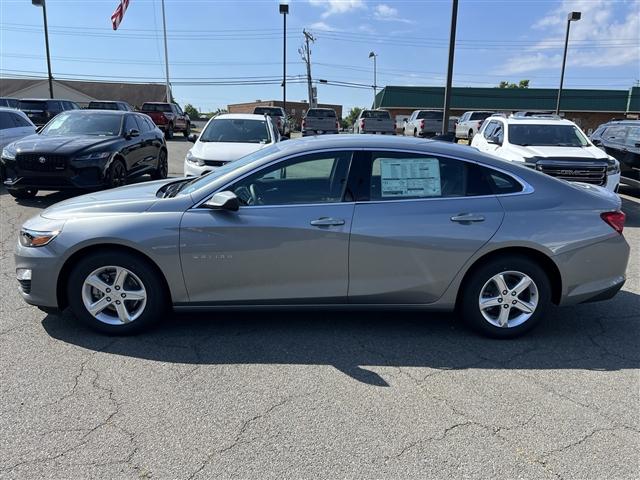 new 2024 Chevrolet Malibu car, priced at $21,899