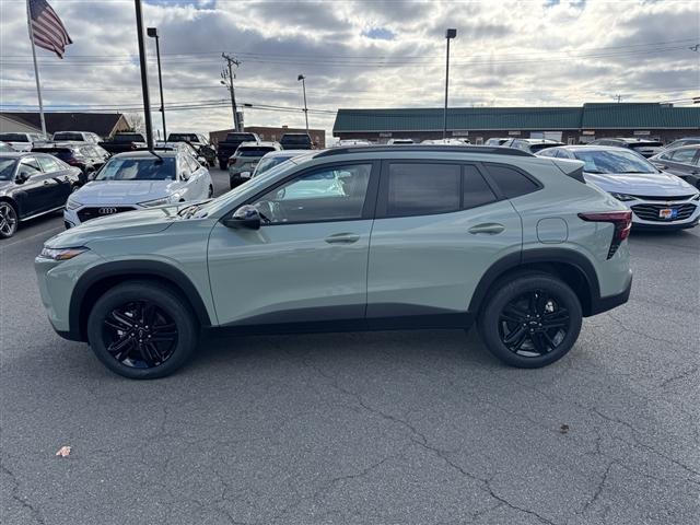 new 2025 Chevrolet Trax car, priced at $25,451