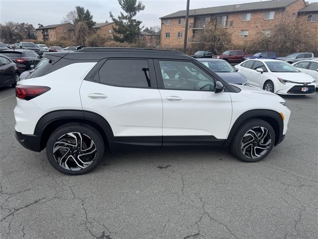 new 2025 Chevrolet TrailBlazer car, priced at $29,285