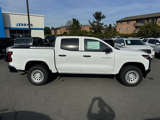 new 2024 Chevrolet Colorado car, priced at $30,160