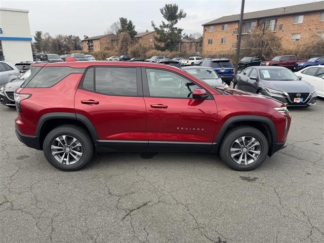 new 2025 Chevrolet Equinox car, priced at $29,240