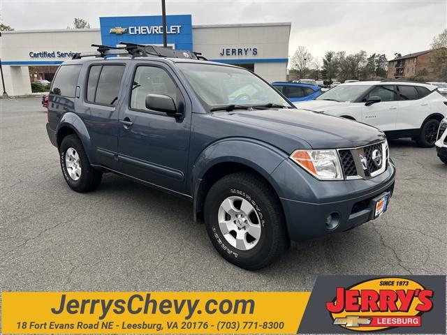 used 2007 Nissan Pathfinder car, priced at $5,500