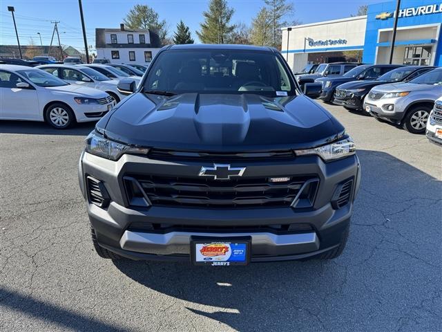 new 2024 Chevrolet Colorado car, priced at $41,315