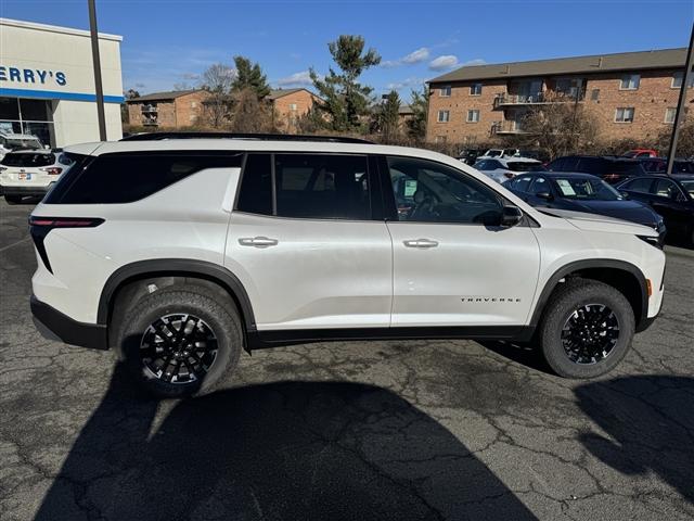 new 2025 Chevrolet Traverse car, priced at $55,600