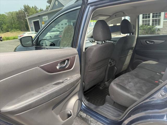 used 2015 Nissan Rogue car, priced at $11,395
