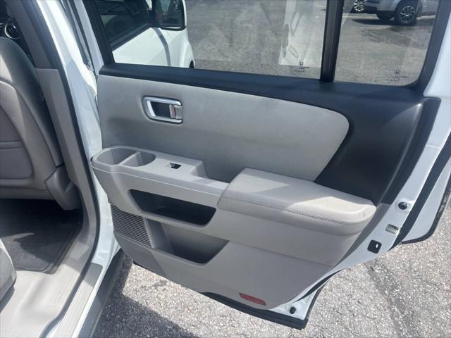 used 2015 Honda Pilot car, priced at $14,495