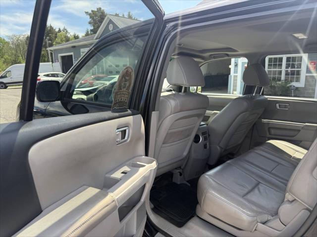 used 2011 Honda Pilot car, priced at $8,495