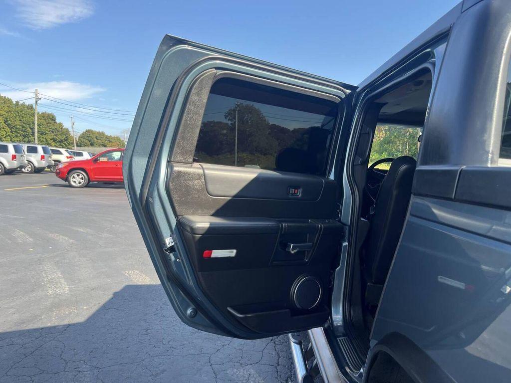 used 2005 Hummer H2 car, priced at $24,495