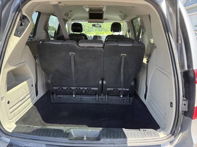 used 2015 Chrysler Town & Country car, priced at $10,995