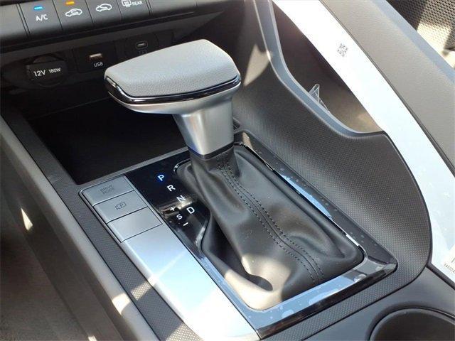 new 2025 Hyundai Elantra car, priced at $20,931