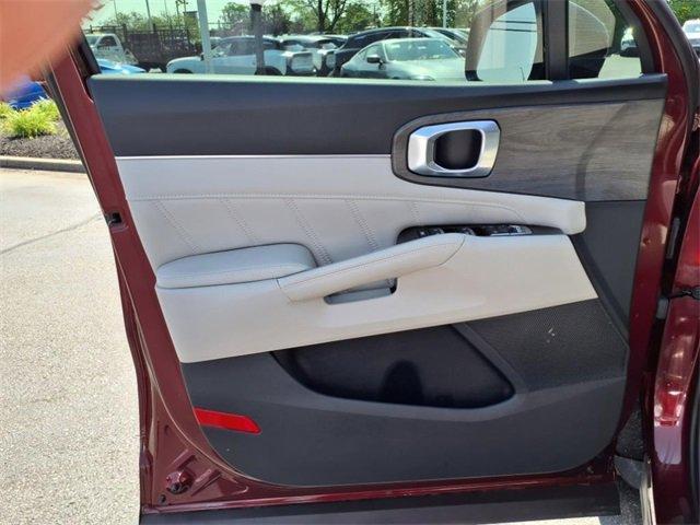 used 2025 Kia Sorento car, priced at $40,995