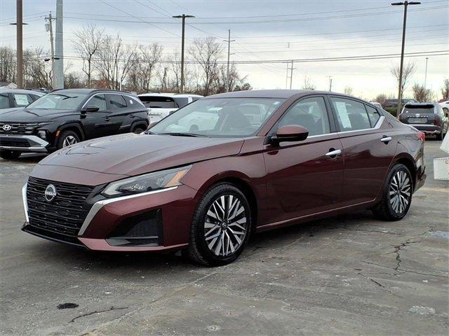 used 2023 Nissan Altima car, priced at $18,575