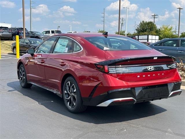 new 2024 Hyundai Sonata car, priced at $24,406