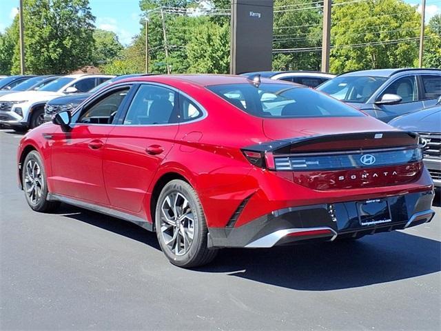 new 2025 Hyundai Sonata car, priced at $28,284