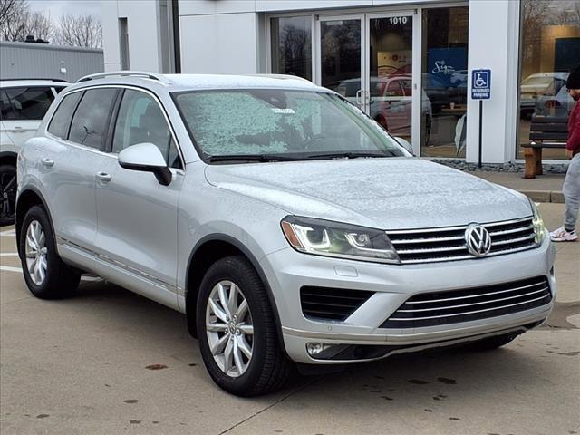 used 2016 Volkswagen Touareg car, priced at $12,490