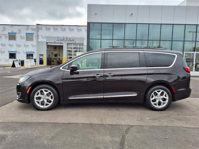 used 2017 Chrysler Pacifica car, priced at $11,995