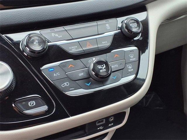 used 2017 Chrysler Pacifica car, priced at $11,995