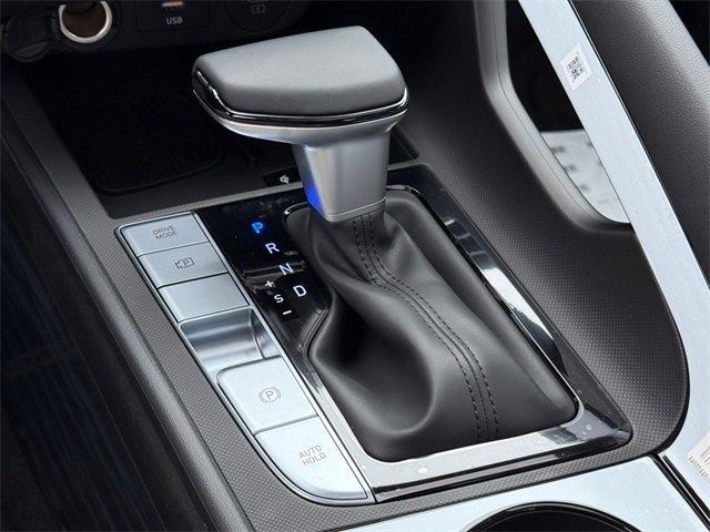 new 2025 Hyundai Elantra car, priced at $25,626